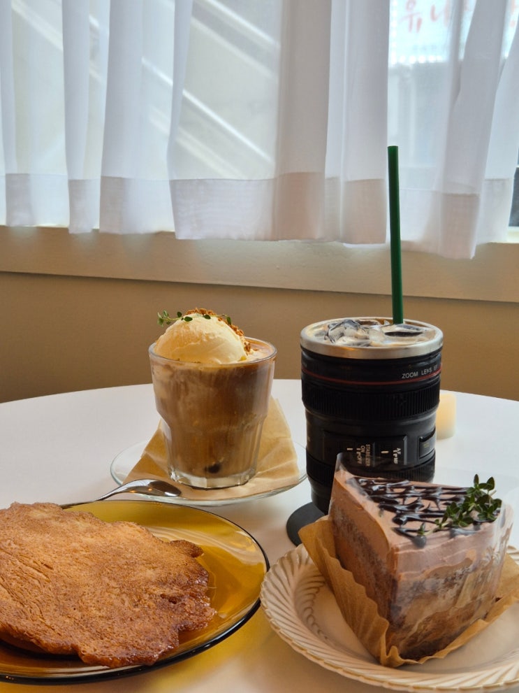  부천역 레코드하우스:  부천역디저트 맛집 레트로 감성 카페