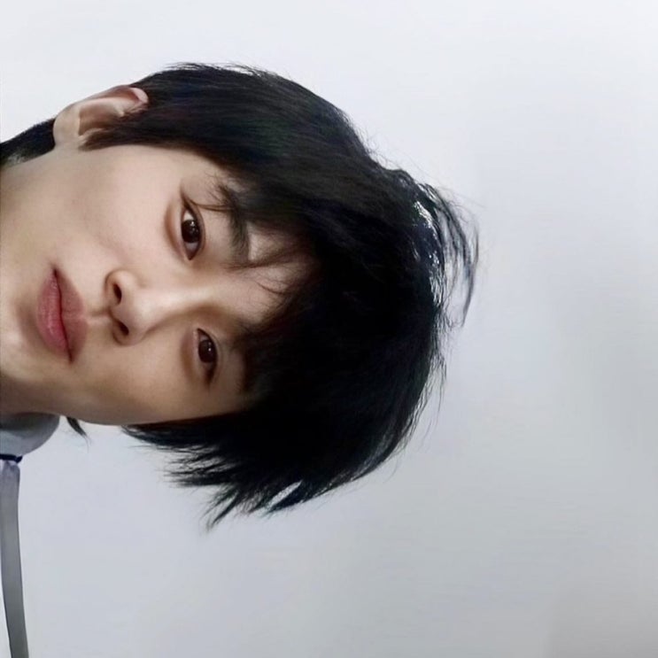  남친재질 변우석3️