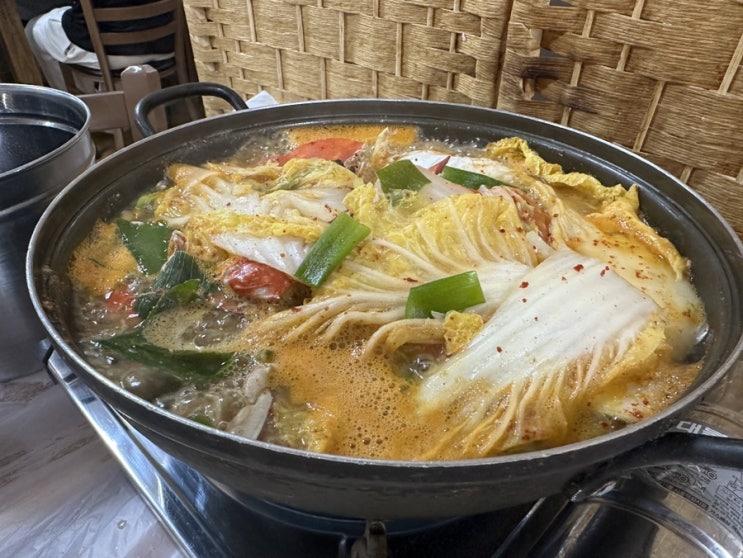  태안여행 생각나는 태안 게국지 현지인맛집 덕수식당