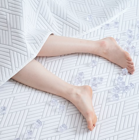 뜨거운 여름을 시원하게! 듀라텍스 쿨매트로 쿨하게 잠드세요