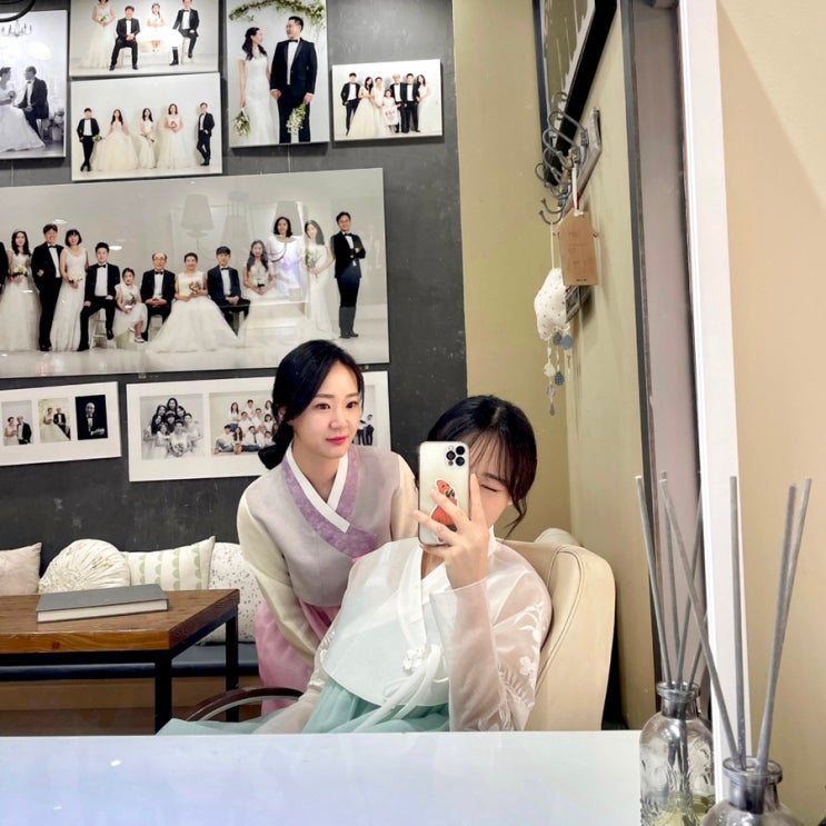  사랑이야기하남점에서 환갑기념으로 대가족사진찍기(한복 드레스 캐주얼)