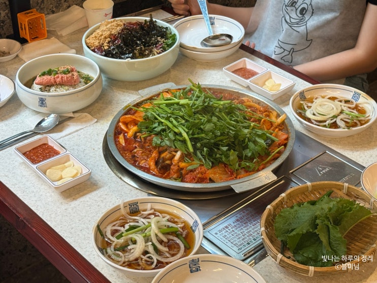 보양하기 좋은 깔끔한 강남 오리고기 맛집 미나리밭오리사냥