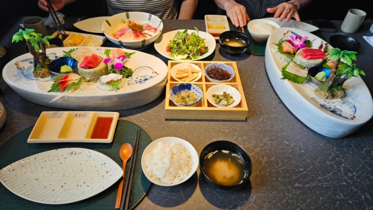  수원프라이빗룸식당 데이트 가족모임 일식미요이