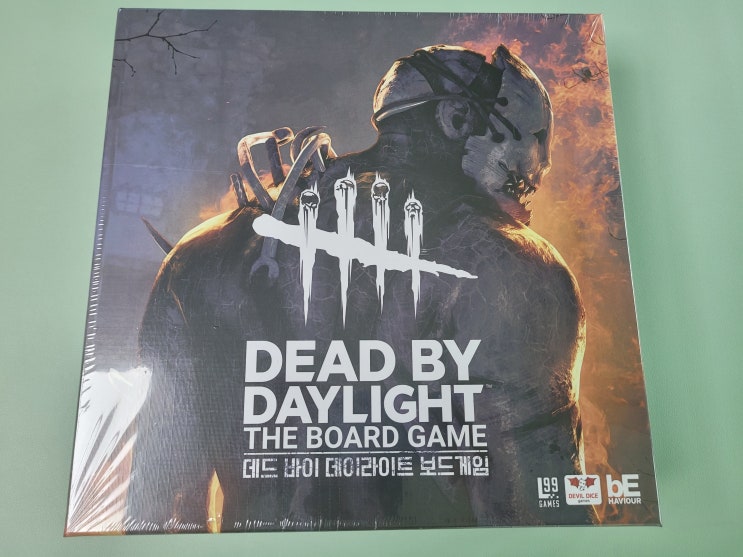  보드게임 데드 바이 데이라이트 데바데 Dead by Daylight 개봉기. 박스 크기 및 슬리브 정보