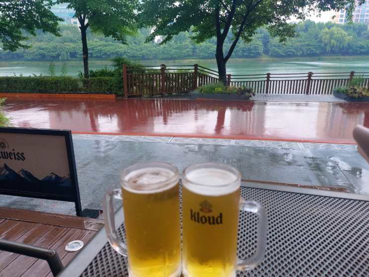  {강추}.... 멋진호수와 도시뷰.. 인도커리 전문점 아그라..              바로옆 석촌호수도 같이 보세요