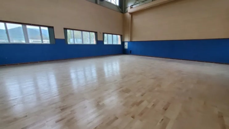  강당 충격방지매트, 충격안전보드 제작, 설치로 안전한 체육활동 공간으로 만들어주세요.
