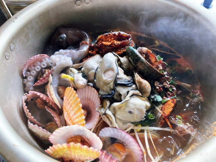  남해 설천면 맛집, 문항어촌마을 근처 푸짐한 해물라면 남해에반하다