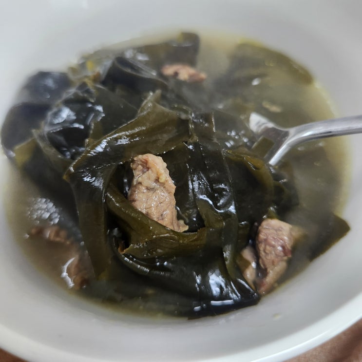  미역국끓이기 맛있는 기장미역으로 한그릇 뚝딱!