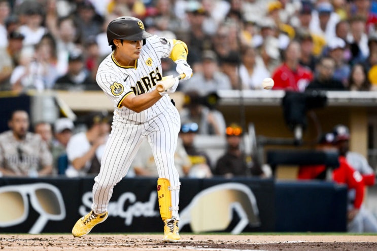 [오늘의 MLB] (6.25) <b>김하성</b>, 절묘한 기습 번트로 타점에 결승... 