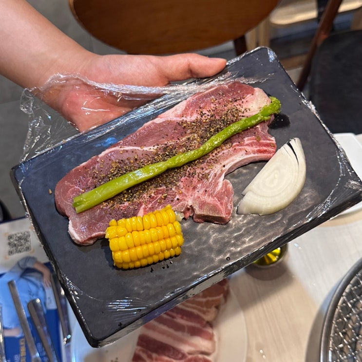  연희동 맛집 명륜진사갈비 신메뉴 후려페퍼스테이크 후기