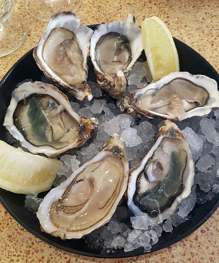  프랑스 니스 맛집 : 관자 굴 문어 해산물 요리 'Peixes'