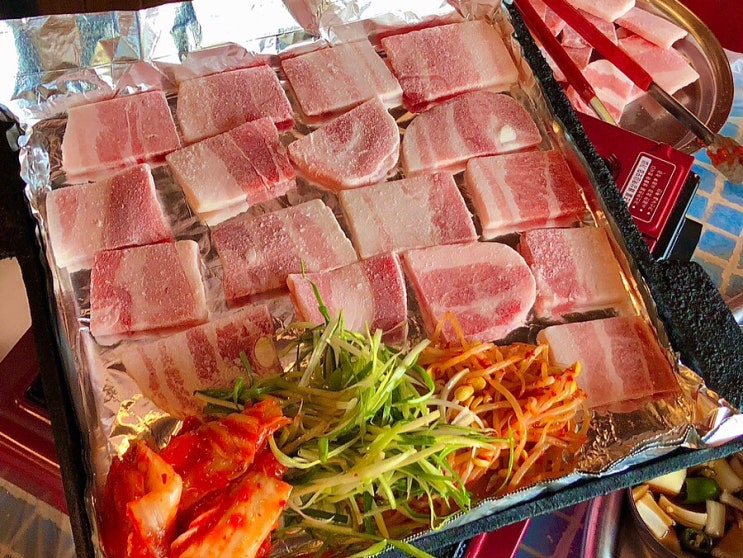  포항 영일대 고기집 삼겹살 맛집 추천 욱이네식당