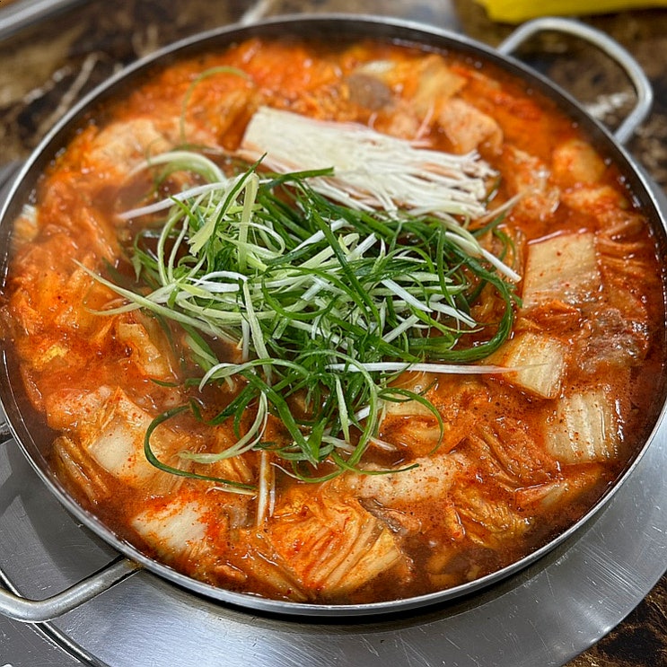  강릉 김치찌개 웨이팅 맛집 이정희차돌박이김치두루치기