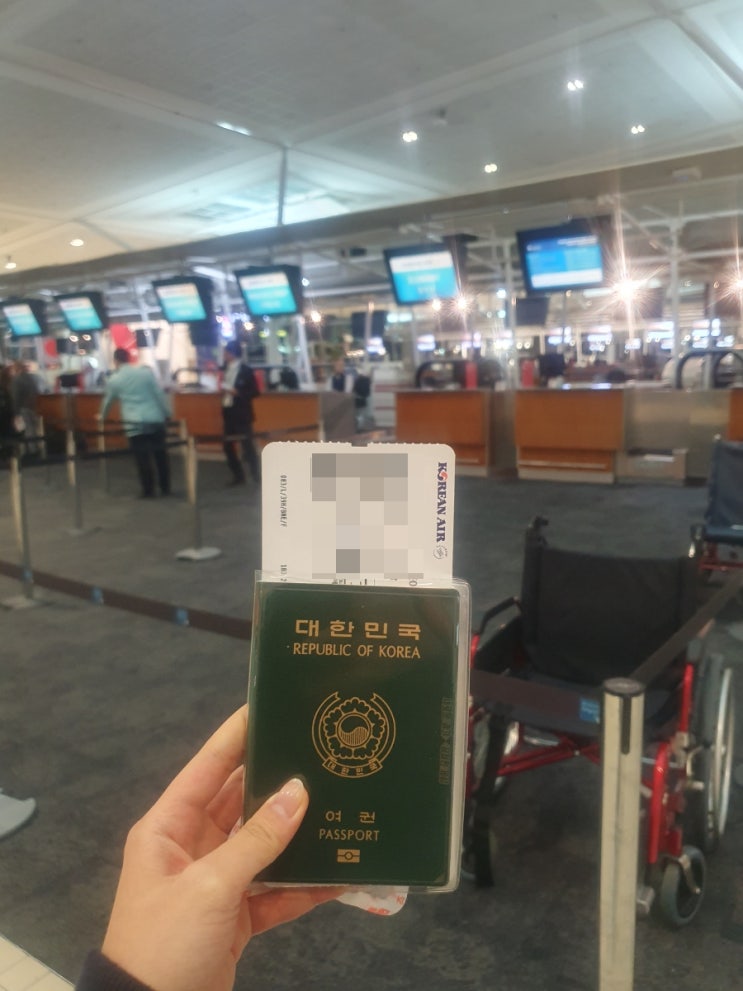  Con-x-ion 셔틀 타고 브리즈번 공항, KE408 타고 한국 귀국, 기내 짐 무게