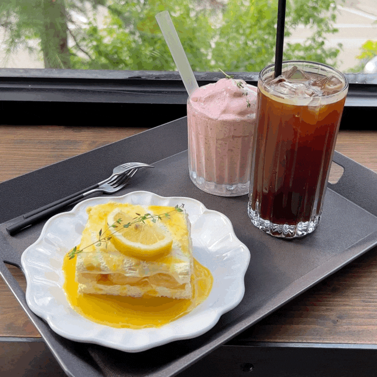  울산 북구 카페 두바이초콜릿이 있는 초록뷰 카페드솔