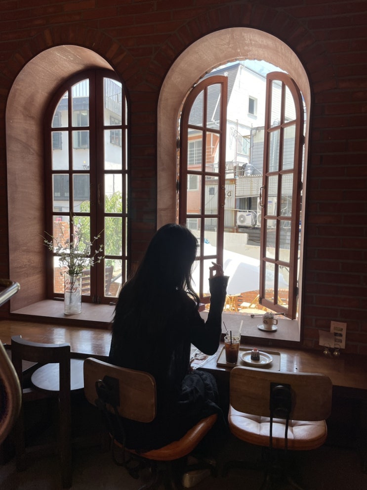  [서울 홍대] 정원과 루프탑이 있는 예쁜 카페 공명