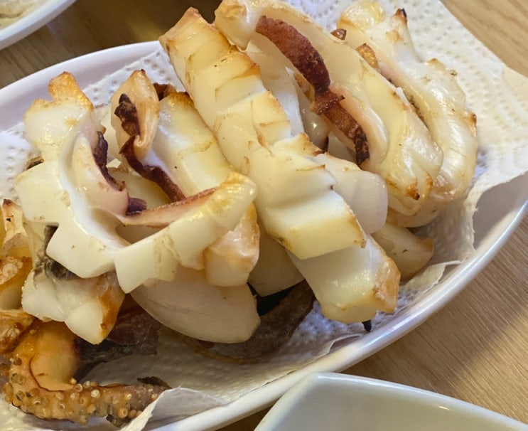  신당 중앙시장 술집 | 옥경이네건생선, 옥이네먹거리, 기호네곱창 후기