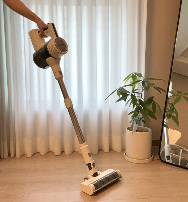  무선청소기 추천 : 휴스톰 진공청소기 HV-6000 후기