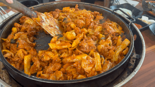  강촌 닭갈비 맛집 강촌우미숯불닭갈비 볶음밥까지 야무지게 먹고 온 후기 찐추천