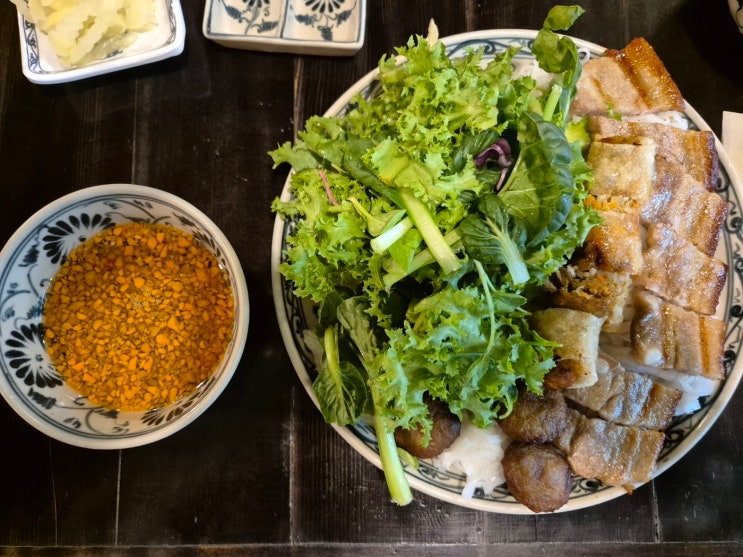  [구로디지털단지역 맛집] 분짜와 볶음밥이 맛있는 '에머이' 후기 | 구디역, 구디단 점심
