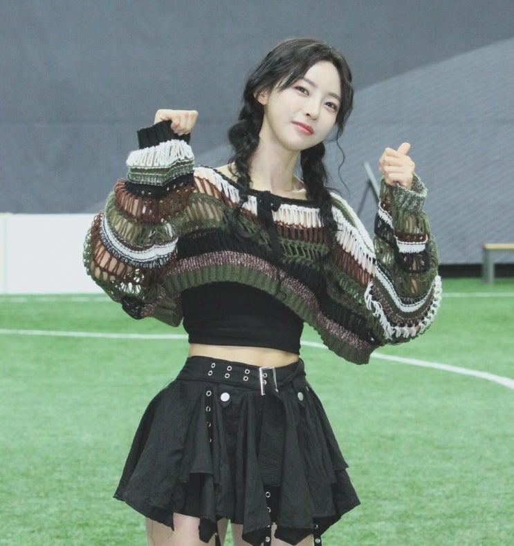 육상 선수 김민지, '육상 카리나'로 불리며 남성팬 몰고 다니는 '만찢녀' 비주얼 육상 선수 김민지, '육상 카리나'로 불리며 남성팬 몰고 다니는 '만찢녀' 비주얼