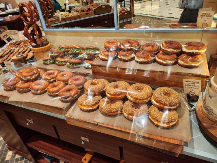  강남 신세계 스위트파크 카페 | 프레첼 베이글 찐 맛집 브라우터 재방문 (얼리버드 할인)