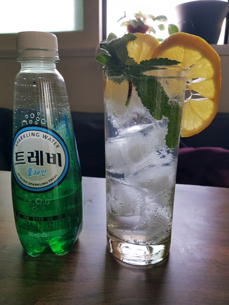  트래비 탄산수 활용한 상큼시원 홈카페 음료 만드는 방법!