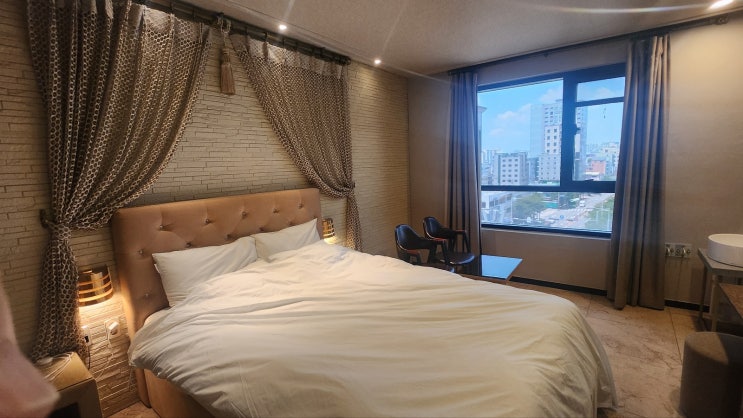  호강녀 오늘의 숙소#1 신림 URVAN HOTEL & GOLF
