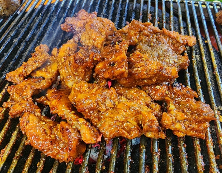  숯불돼지갈비 마포집 - 갈비와 국밥이 맛있기로 유명한 강동구 최고근본!! 굽은다리역 갈비맛집