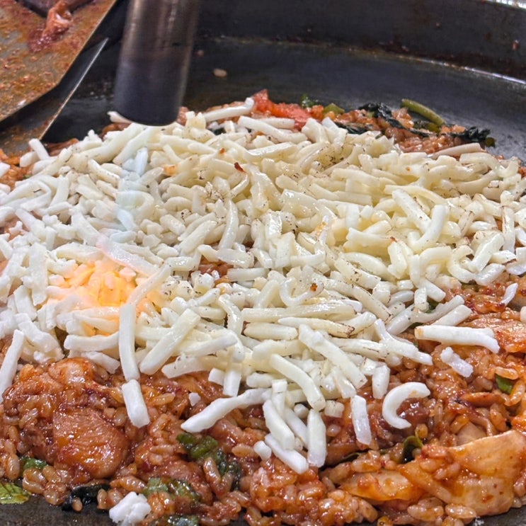  춘천 현지인 닭갈비 맛집, 명동 낙원동 찐맛집 춘천사랑닭갈비막국수