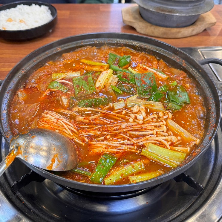  제주도 중문 만오천원에 만나는 가성비 맛집 예원이네 은갈치조림