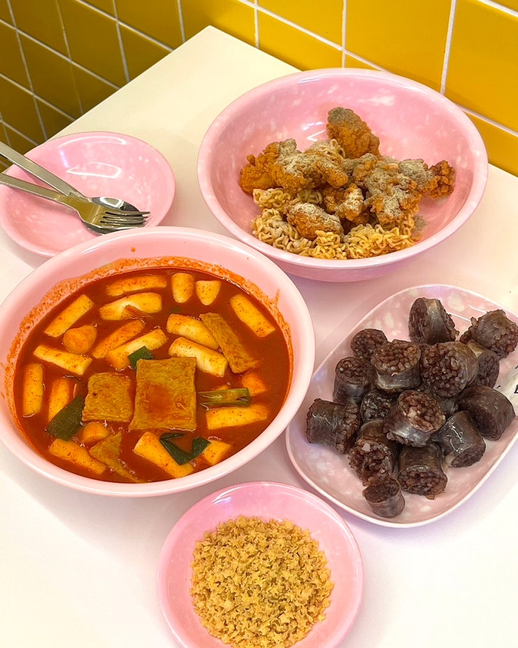  부산 사직야구장 맛집 스텔라떡볶이 메뉴 가격 후추닭강정  떡닭순 별튀김 조합 추천
