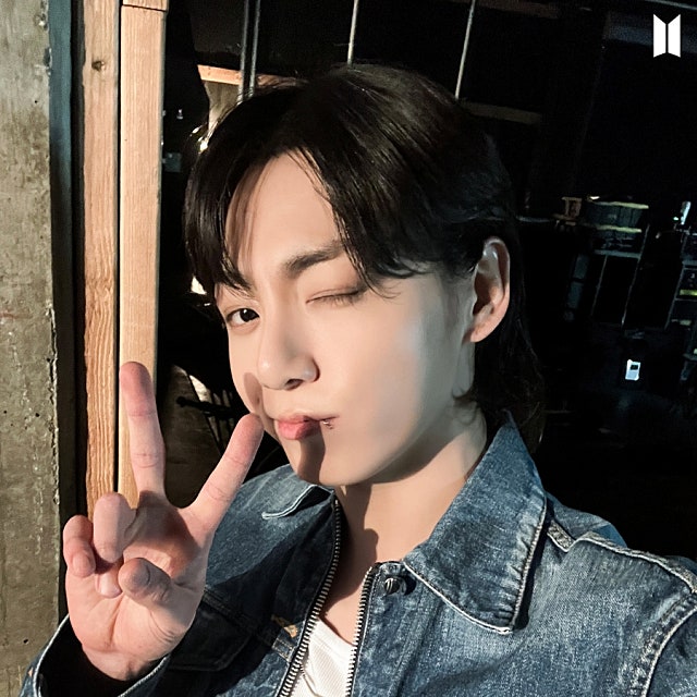 News image: Back to back records