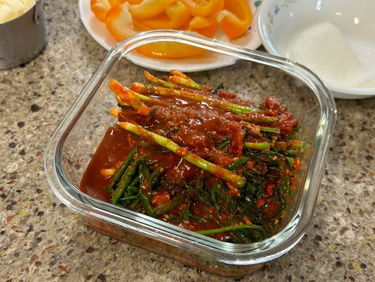  씨뻘김치 파김치 맛있게 매워 밥도둑인정