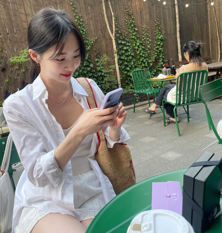  손민수 하고픈 여자 여름 반 바지 종류 가운데 요즘 유행인 여성 버뮤다 팬츠 코디 정보 w. 다솜