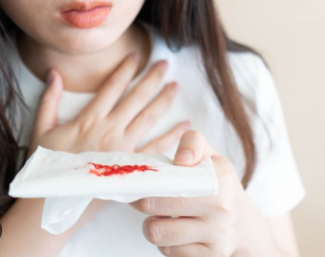 목에서 피가 나요 피나는 이유 인후 출혈 각혈 원인 11가지 별 증상 진단 및 치료 관리 방법 : 네이버 블로그
