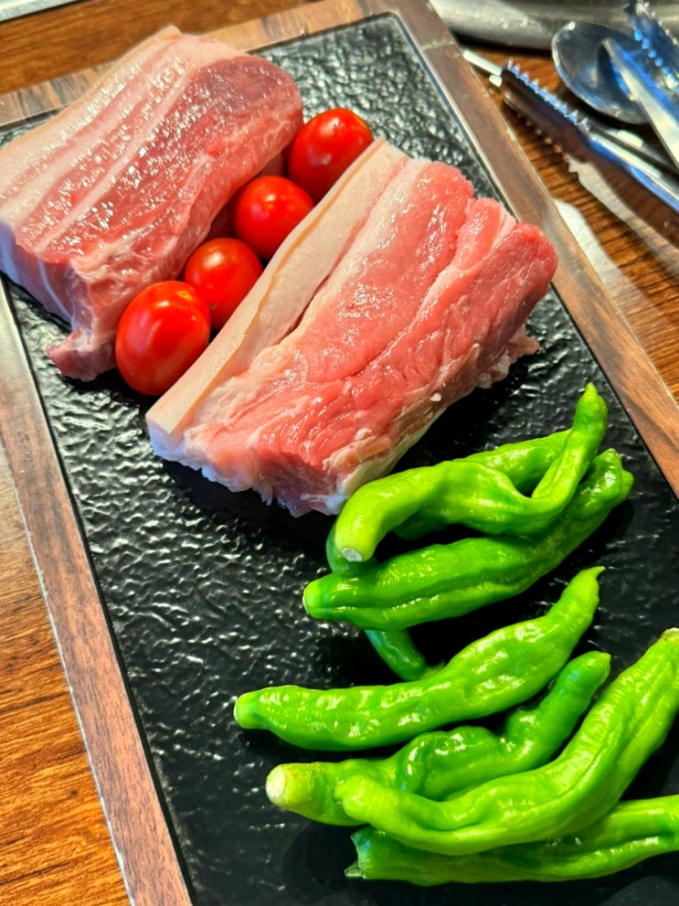 배곧 고기집 배곧 삼겹살 맛집 탐라담 배곧점