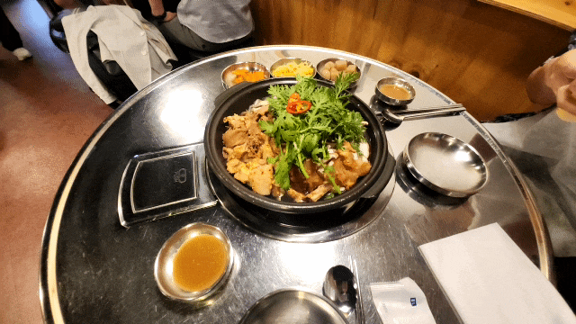  서울/사당맛집 사당곱창전골, 퇴근 후 회식 및 사당데이트하기 맞춤인 정성곱창전골 사당점을 소개합니다.