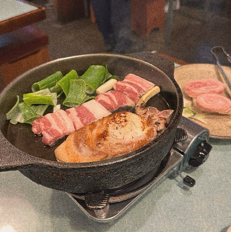  드디어 가본 송리단길 무쇠팬 돼지 고기맛집 고도식 세트메뉴 2인 천겹살 철판볶음밥 오믈렛추가 리뷰.
