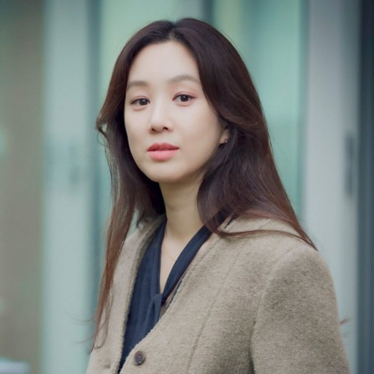 구 여친계의 양대 산맥, <<b>졸업</b>> <b>정려원</b>에 대한 사실들