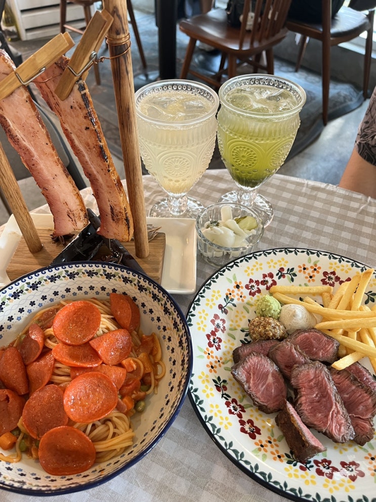  홍대입구역 파스타 스테이크 맛집 데이트 추천 디어리스트 연남