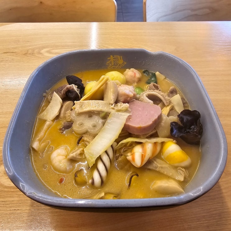  [역삼 마라탕] 다양한 토핑을 넣어먹는 가성비 맛집, 양궈푸마라탕