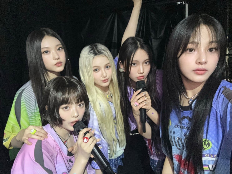 뉴진스, 9만명 日 팬 울렸다...'뉴진스 아저씨'들도  출동해 소리 질렀다 (+도쿄돔 팬미팅 참관기)