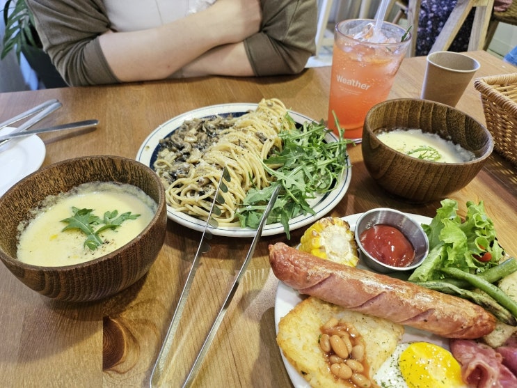  하남 브런치 카페 힙한 분위기가 매력적인 카페 웨더