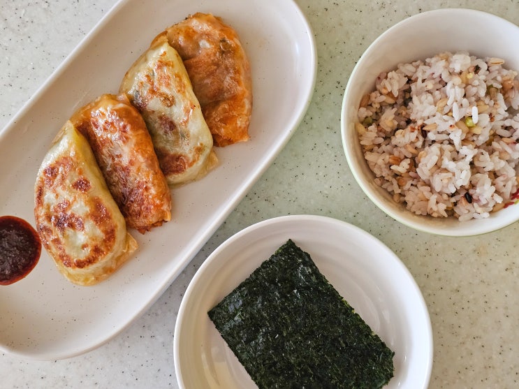  김치만두 군만두 추천 만두피 얇은 달인양념만두
