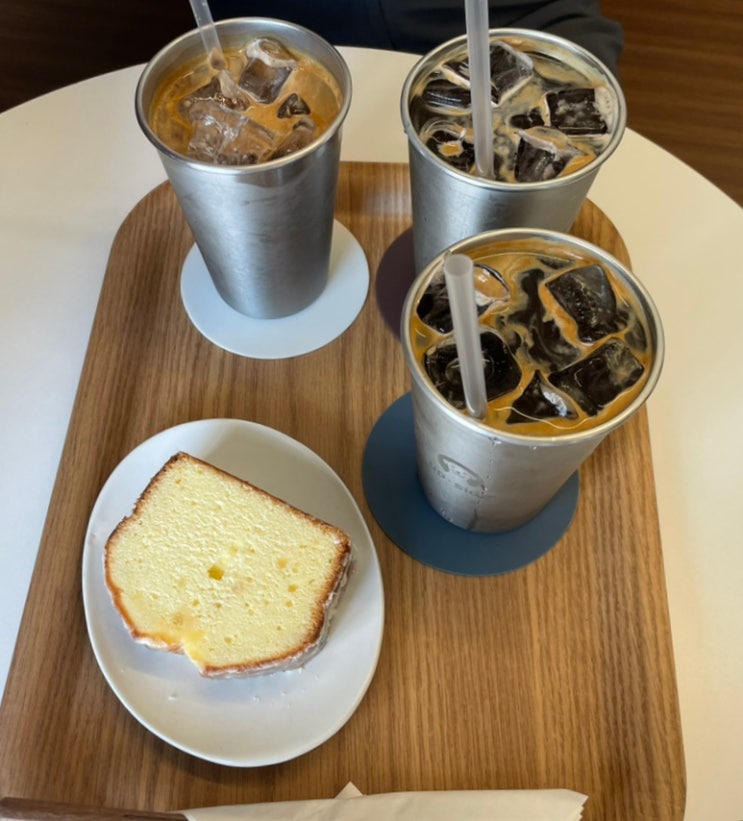  약수에 상경한 성수/뚝섬 라떼 맛집 업사이드커피