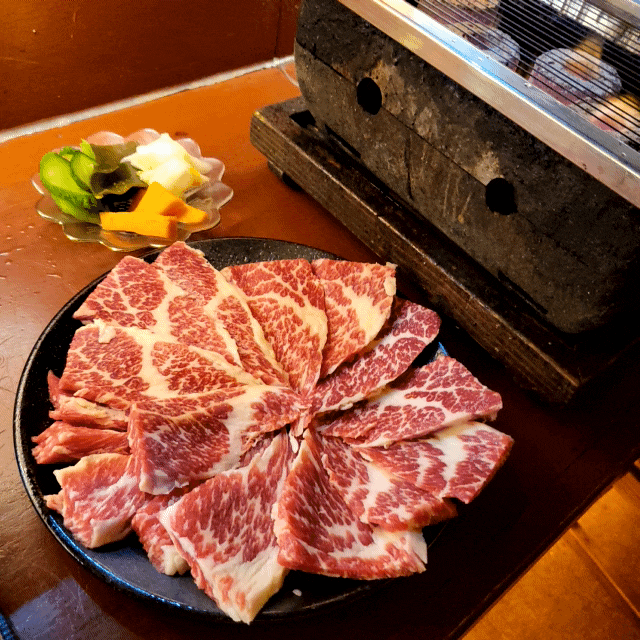  부산 하단 일본인 단골이 많은 수제 소고기 화로구이 전문점 톤보