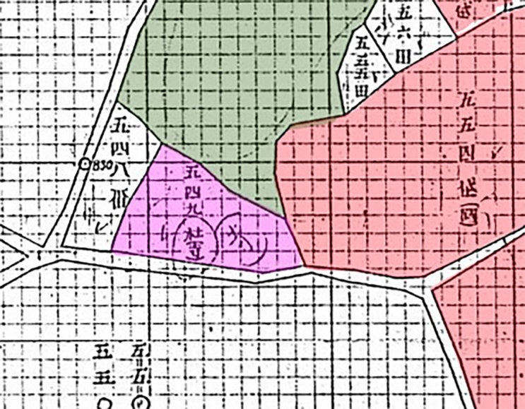  영산 일문역의 마당(馬堂)일까? 마사단(馬社壇)일까?