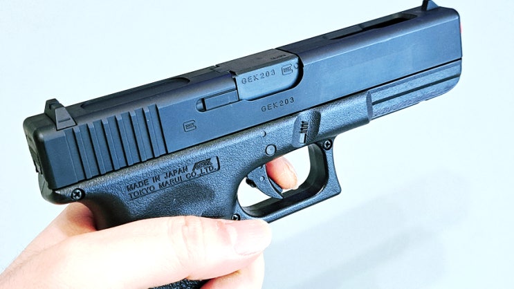 도쿄마루이 전동 권총 풀오토 블로우백 GLOCK G18C 으른용 아님 도쿄마루이 전동 권총 풀오토 블로우백 GLOCK G18C 으른용 아님