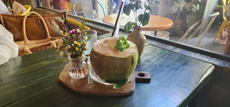  [해외카페]베트남 나트랑_에어컨 빵빵하고 너무 예쁜 정글커피(JUNGLE coffee)